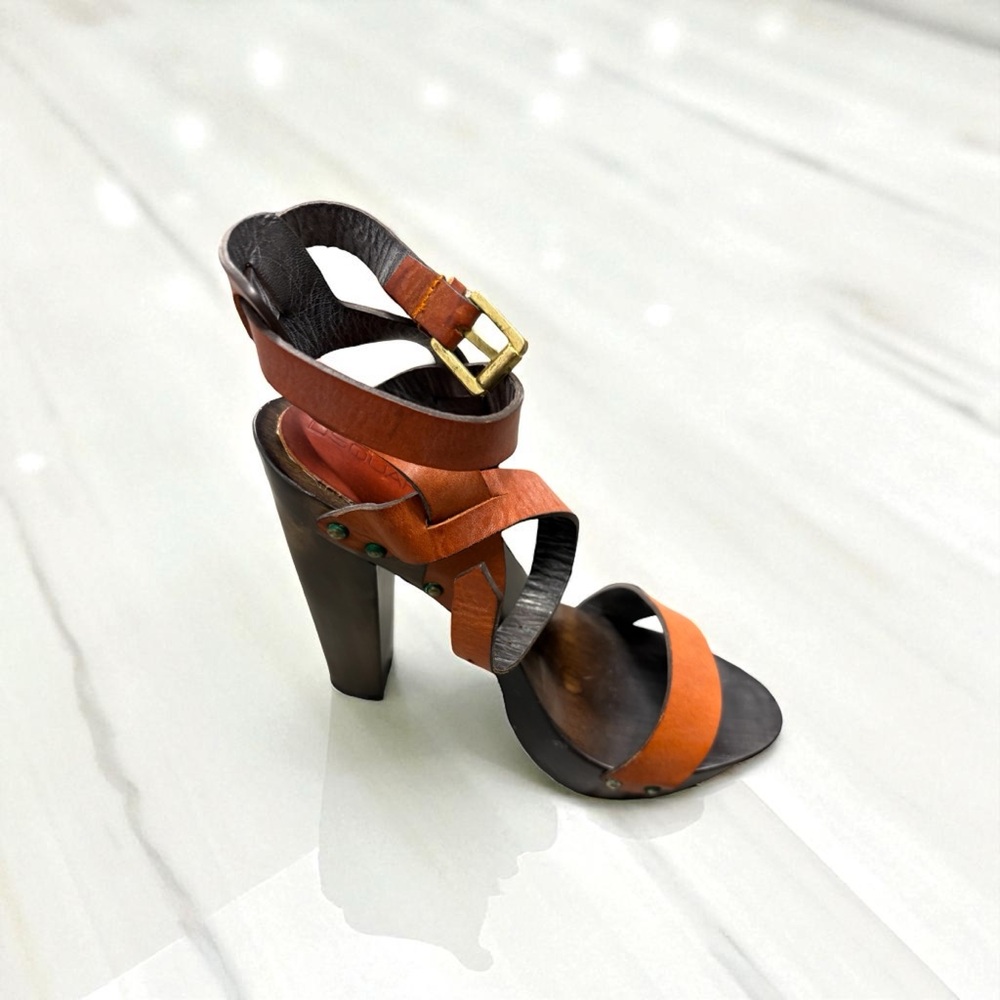 DSQUARED2 Orange and Brown Strappy Heels